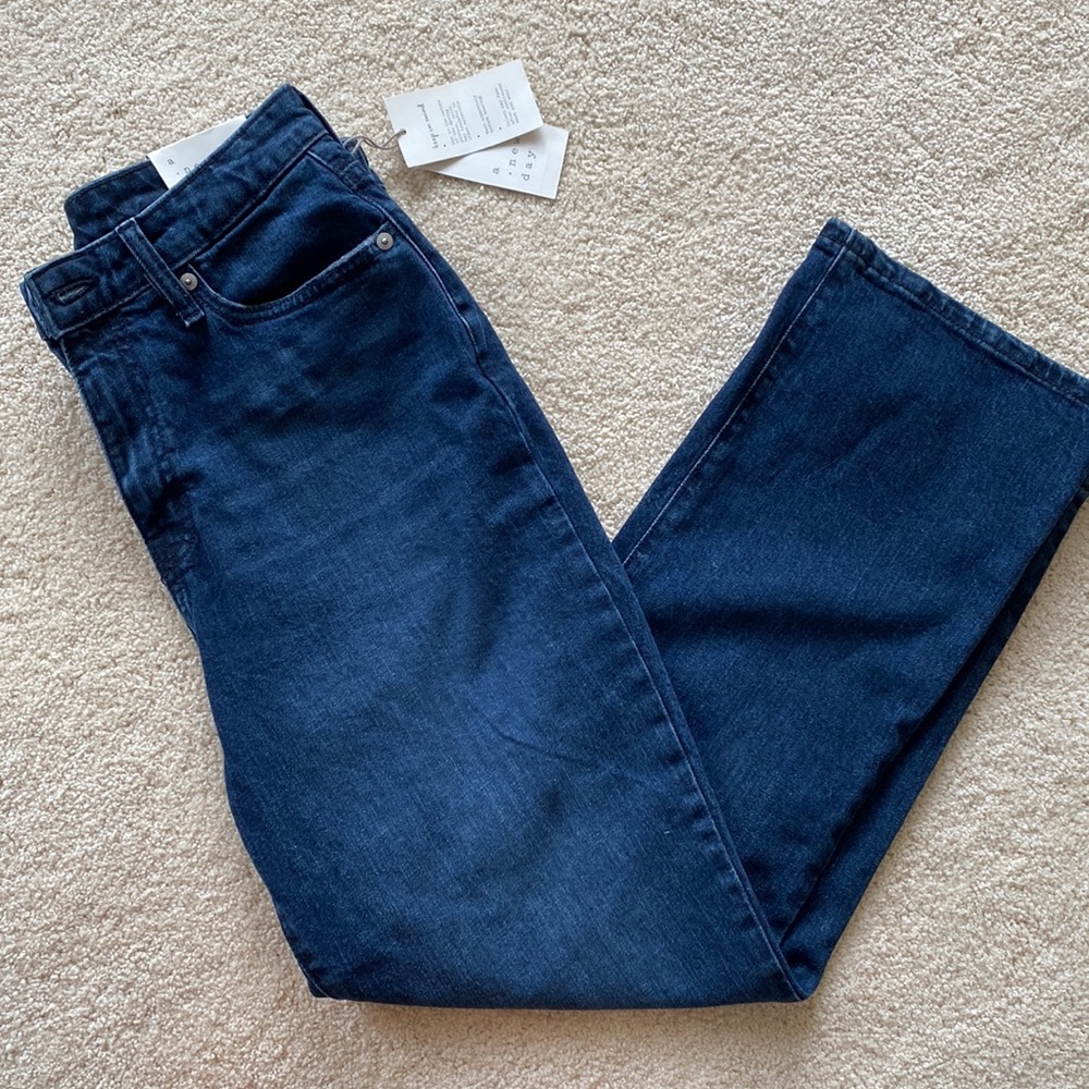Bootcut High Rise Jeans - Picture 10 of 10
